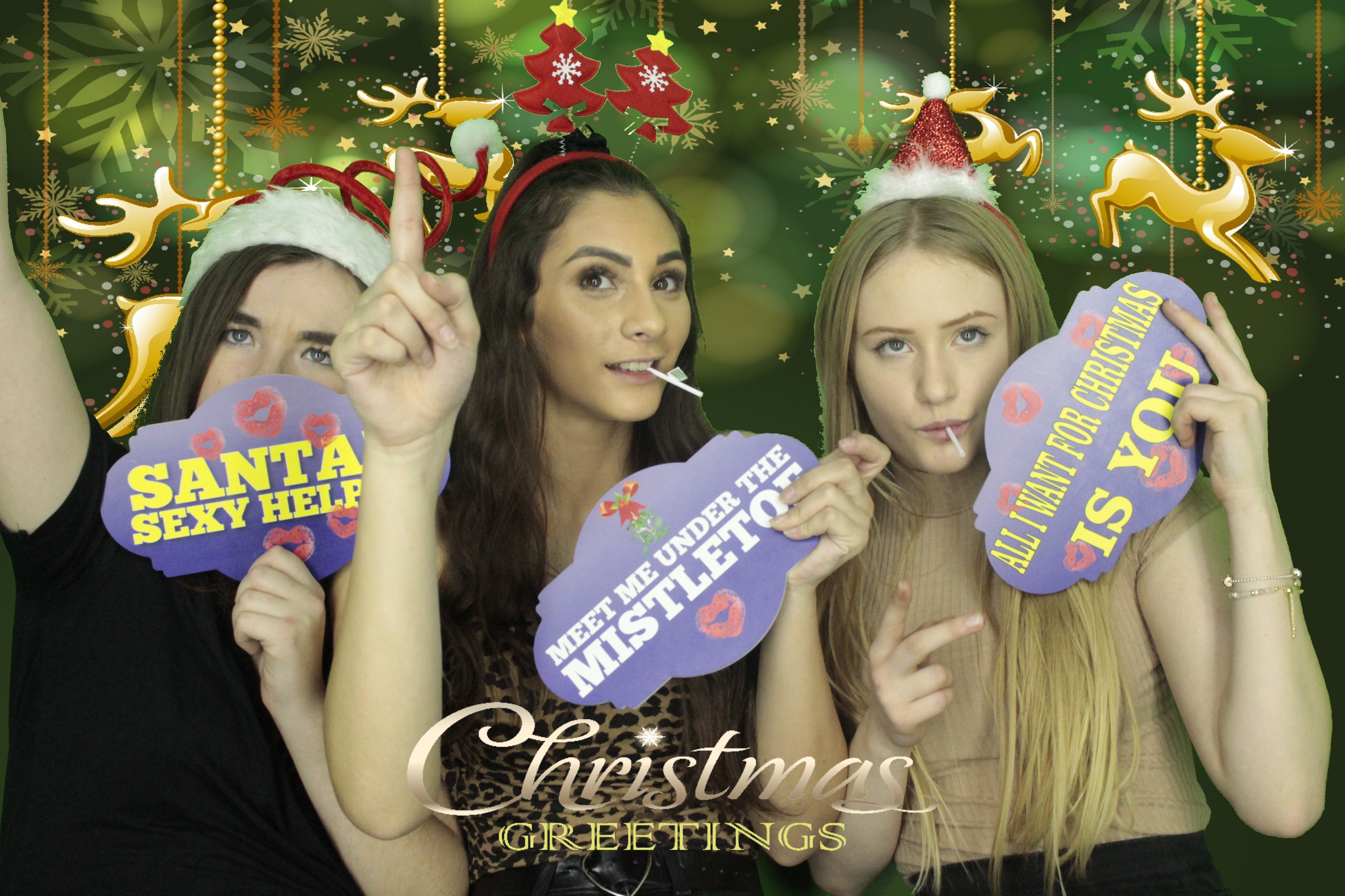 Waitrose Christmas Party 2019 | View more photos from the event at gallery.myphotoboothexperience.co.uk/u/MyPhotoBoothExperienceLtd/Waitrose-Christmas-Party-2019